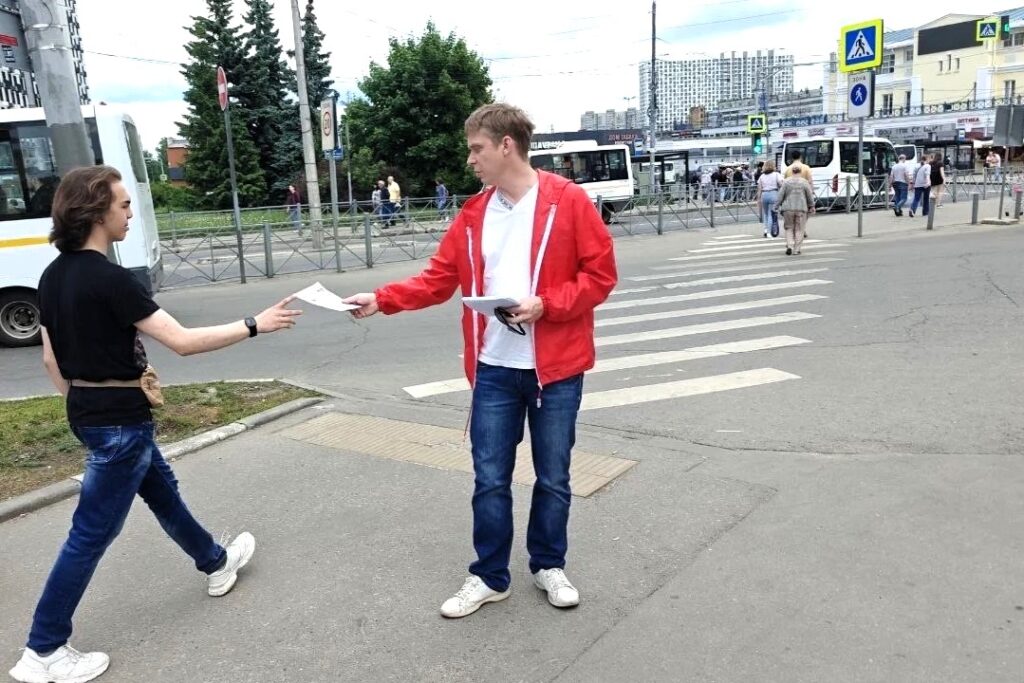 В Мытищах прошел рейд по контролю за соблюдением правил использования арендных самокатов