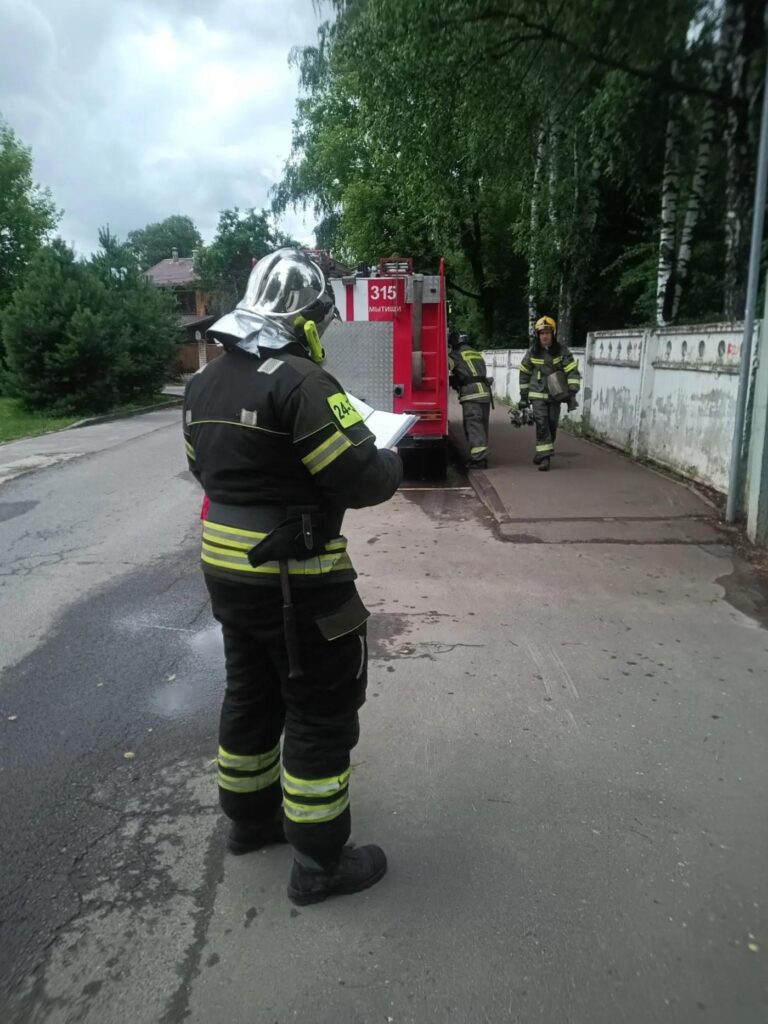 В школе № 12 провели пожарно‑тактические учения