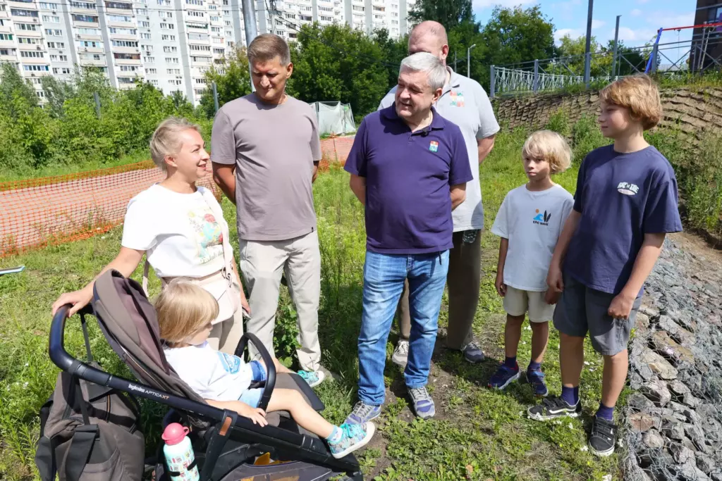 В Мытищах обсудили ход экологической реабилитации Комиссаровского пруда