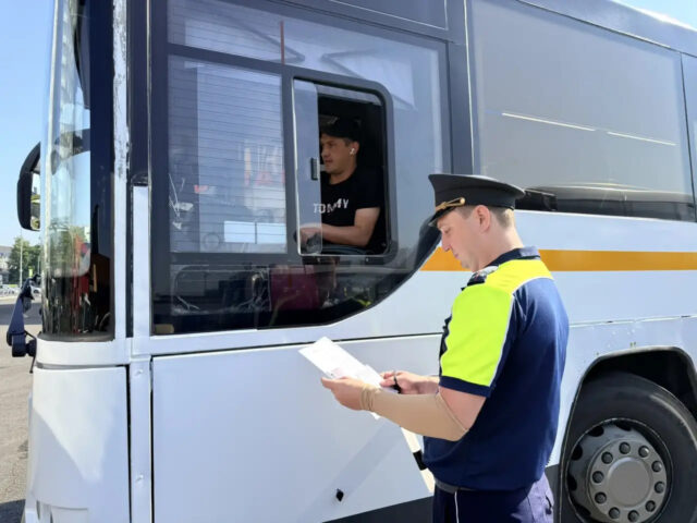 В Мытищах автоинспекторы проверили исправность общественного транспорта